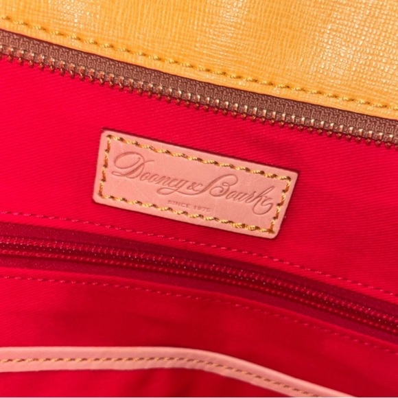 DOONEY & BOURKE Maddie Saffiano Leather Tote Bag w/Dust Bag, EUC - Picture 11 of 12